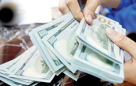 دلار رکورد شکنی کرد/ سفته‌بازان بازار ارز پاتک خوردند