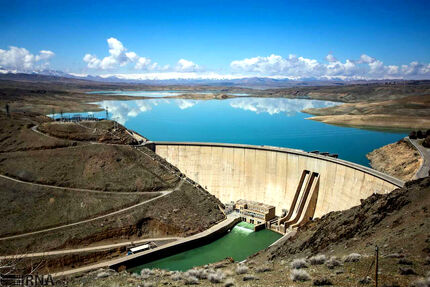 خروج نیروگاه سد زاینده رود از مدار تولید 