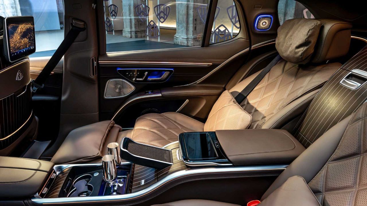 مرسدس بنز لوکس EQS SUV Maybach