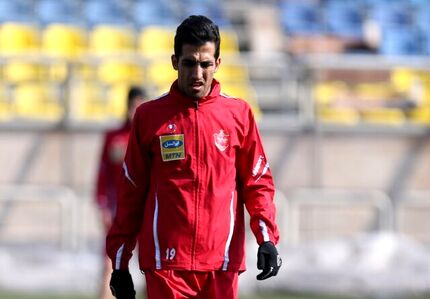هافبک تیم فوتبال پرسپولیس فردا عمل می‌کند