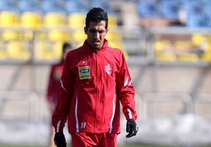 هافبک تیم فوتبال پرسپولیس فردا عمل می‌کند