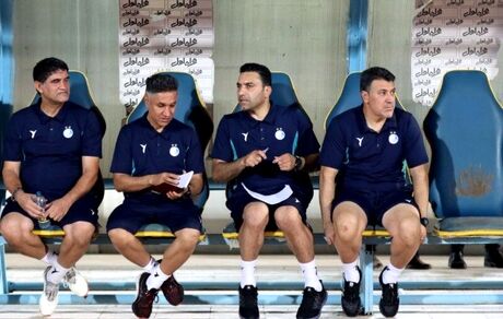 استقلالی‌ها یکی پس از دیگری با کسر قراردادشان موافقت کردند