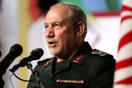 آمریکا که خود را ابر قدرت می‌داند، از ایران برداشت غلطی دارد / ملت ایران تسلیم نمی‌شود