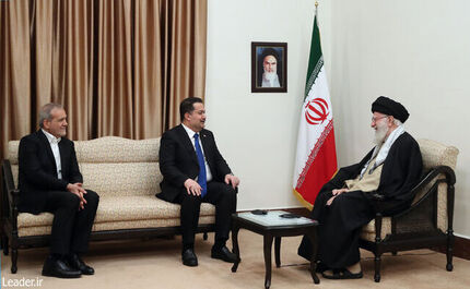 رهبر انقلاب: عراق هر مقدار که آبادتر و همراه با امنیت بیشتر باشد به نفع جمهوری اسلامی ایران نیز خواهد بود