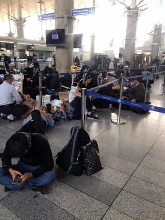سرگردانی زائران در فرودگاه بدون عذرخواهی و جبران خسارت