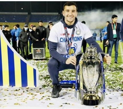 یک بازیکن دیگر ازبک به فوتبال ایران آمد، این بار استقلال خوزستان