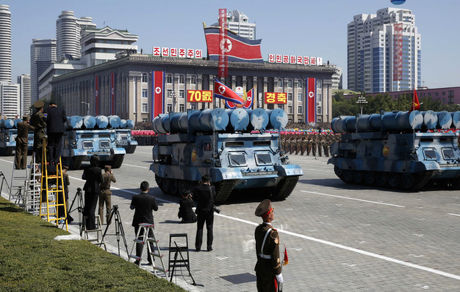 رونمایی کره شمالی از موشک بالستیک با قابلیت شلیک از زیردریایی