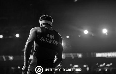 قهرمانی جمهوری آذربایجان در پیکارهای کشتی آزاد اروپا