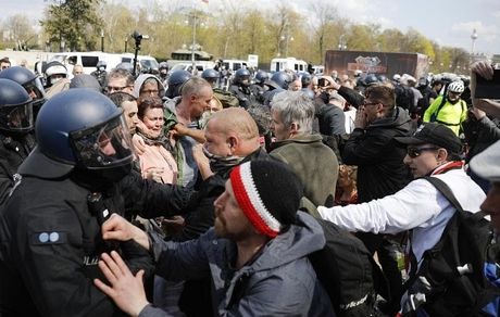 آلمان محدودیت‌های کرونایی شدیدتری وضع کرد