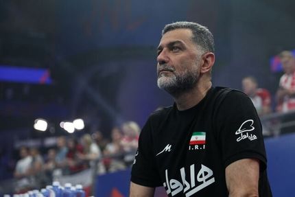 نارضایتی سرمربی بهروز عطایی از عملکرد تیم ملی والیبال