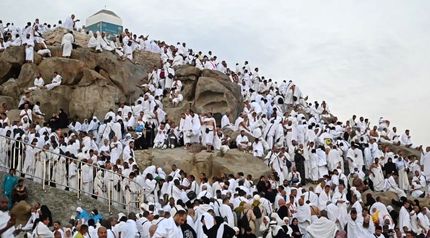 عربستان: شرکت ۱.۸ میلیون زائر در حج امسال