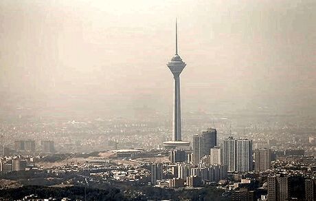 هوای پایتخت برای گروه‌های حساس ناسالم شد