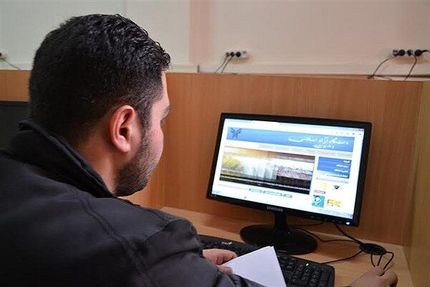 انتخاب رشته تکمیل ظرفیت متقاضیان رشته‌های باآزمون دانشگاه آزاد آغاز شد
