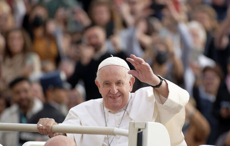 رهبر کاتولیک‌های جهان: هم عاشق روسیه هم عاشق اوکراین ام