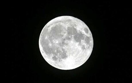 کرونا به کره ماه هم رسید