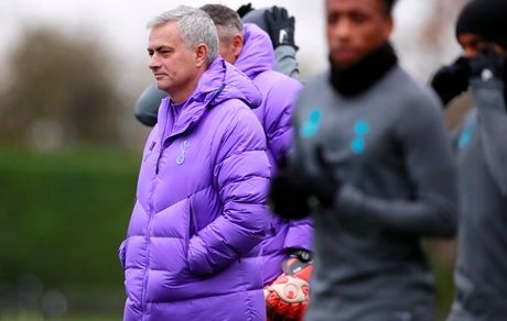 شروع طعنه‌های «آقای خاص»؛ کار و بار خبرنگاران سکه شد