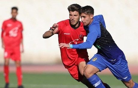 دربی امیدها مساوی شد / استقلال در یک قدمی قهرمانی