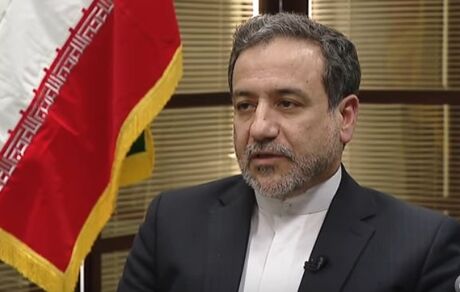 عراقچی: کشورهای منطقه درحال بررسی «صلح هرمز» هستند/ تهران و ریاض دو بازیگر مهم تمام مسائل هستند
