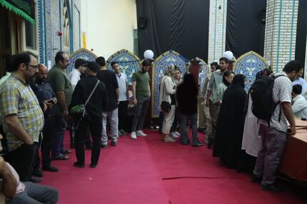 حضور پرشمار رای‌دهندگان در مسجد جامع خرمشهر موزه ملی انقلاب اسلامی و دفاع مقدس