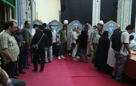 حضور پرشمار رای‌دهندگان در مسجد جامع خرمشهر موزه ملی انقلاب اسلامی و دفاع مقدس