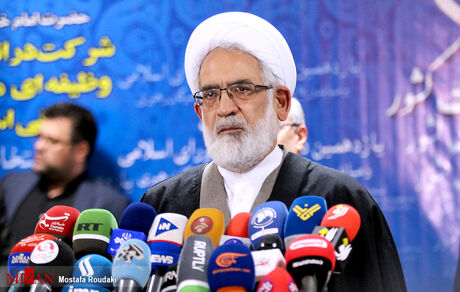 دادستان کل کشور: آقای قهرمانی یک قاضی شجاع و مورد حمایت ماست
