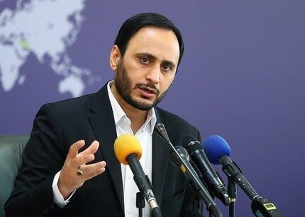  دارو و گندم از برنامه حذف ارز ترجیحی خارج است / کره جنوبی باید در اسرع وقت نسبت به آزادسازی همه پول‌های ایران اقدام کند / دولت امسال بنا ندارد که حقوق همه کارکنان را هم‌سان و هم اندازه افزایش دهد
