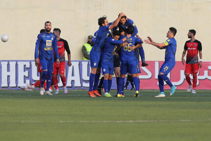 سبقت استقلال از پرسپولیس در قائم‌شهر