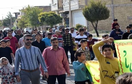 همایش بزرگ پیاده روی خانوادگی در بهاباد برگزار شد