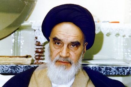 بازخوانی یک توصیه مهم امام خمینی: اگر خلافی کردم همه ‌هجوم آورید که چرا این کار را می‏‌کنی؟