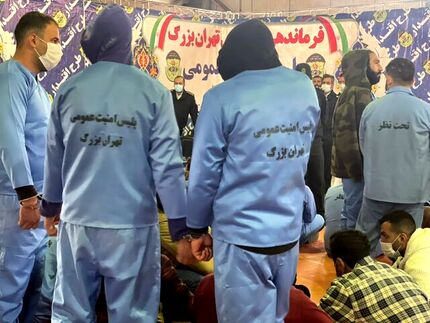 برخوردبا۱۱۱گرداننده سایت شرط بندی ومراکز فساد در تهران/کشف۵۰۰ هزار قلم داروی کمیاب