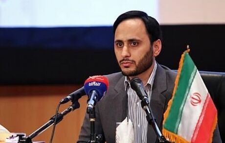بهادری جهرمی: خط قرمز بودجه ۱۴۰۱ داشتن کسری بودجه است