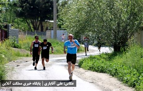 مسابقات دوی صحرانوردی ۴ کیلومتری در ارومیه | تصاویر