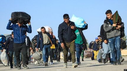 بازگشت یک میلیون مهاجر افغانستانی از ایران در سال گذشته میلادی