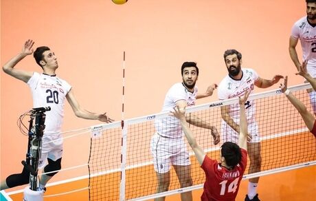 
گرامیداشت جان باختگان سانحه هوایی در فینال والیبال انتخابی المپیک
