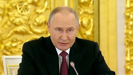 پوتین: صنایع دفاعی روسیه، بدون مشکل در حال فعالیت هستند