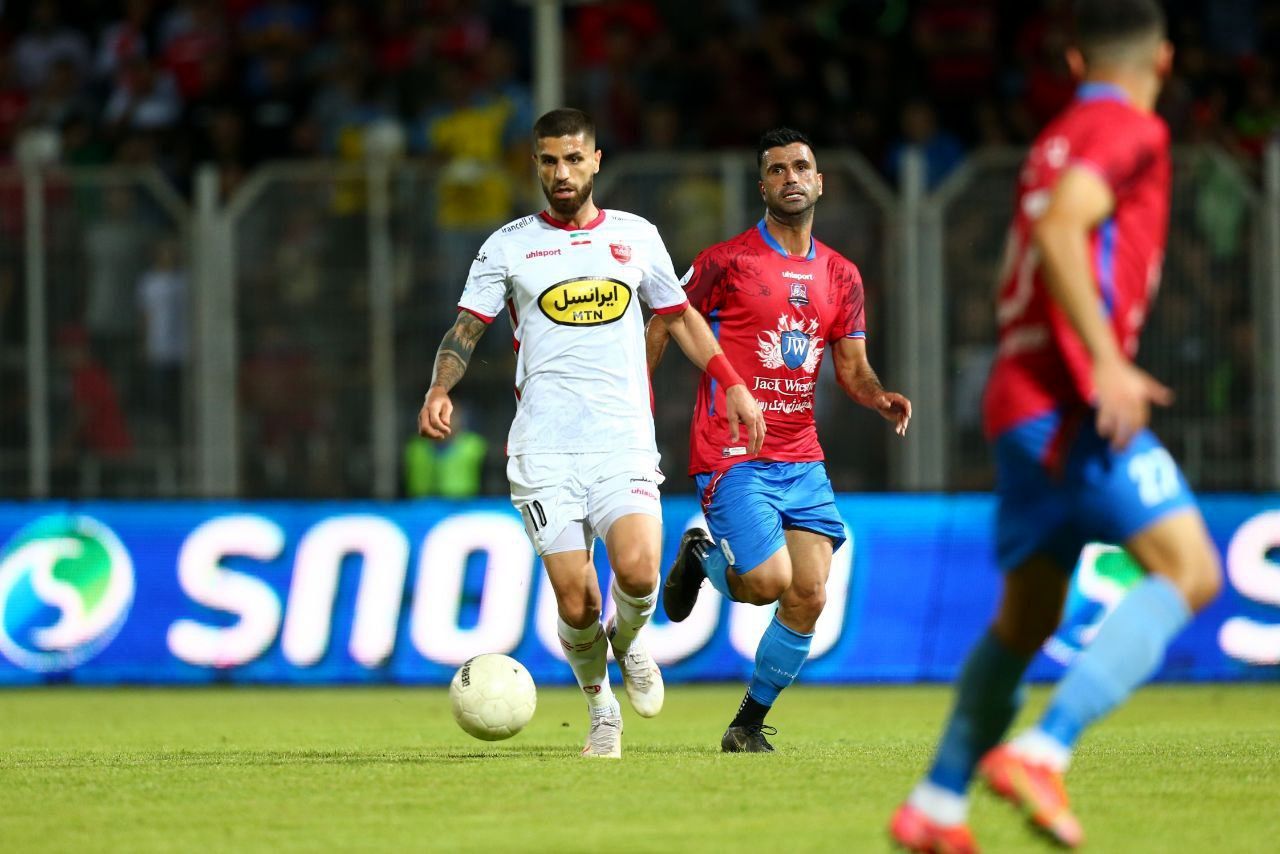 بازی پرسپولیس و نساجی و جشن قهرمانی سرخپوشان
