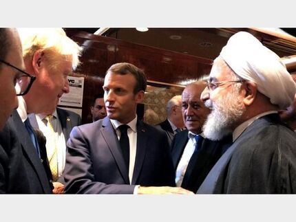 ماجرای خنده‌های روحانی مقابل مکرون و جانسون