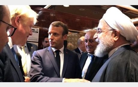 ماجرای خنده‌های روحانی مقابل مکرون و جانسون