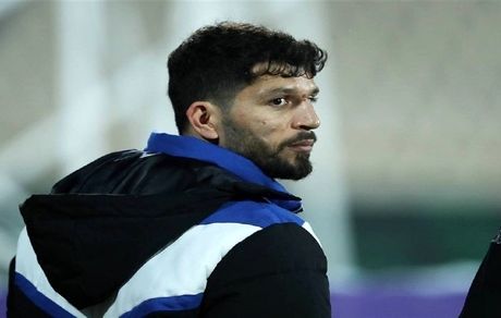 هافبک خارجی استقلال قبل از اولین بازی‌اش، ۳۰۰ هزار دلار قراردادش را گرفت!