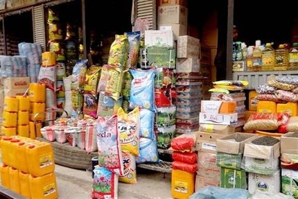 به منظور تنظیم بازار، روغن، شکر و برنج در بازار توزیع می‌شود