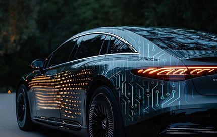 اختراع جدید مرسدس بنز برای خودروهای برقی بینیازی از شارژ