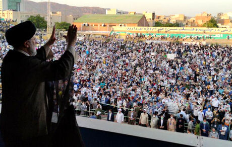 رئیسی: اجازه نمی‌دهیم کوچکترین فسادی در ادارات و دستگاه‌ها رخنه کند
