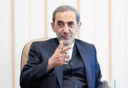 ولایتی: وزارت بهداشت باید به فعالان تجربی طب سنتی مجوز دهد