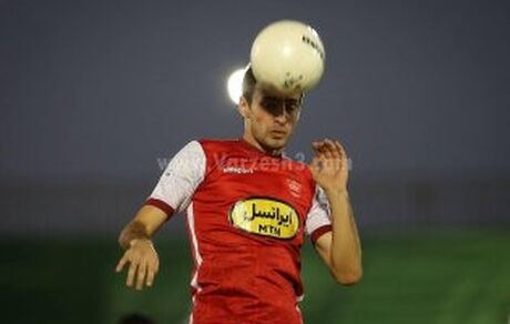 واکنش باشگاه سپاهان به ممنوع‌الخروجی بازیکن پرسپولیس!