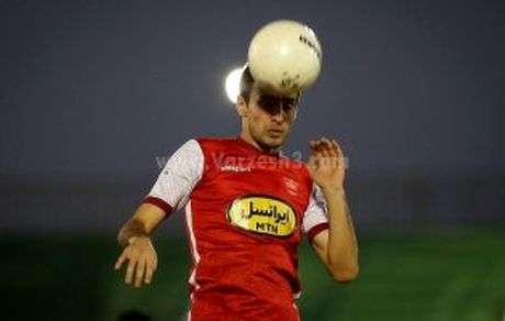 واکنش باشگاه سپاهان به ممنوع‌الخروجی بازیکن پرسپولیس!