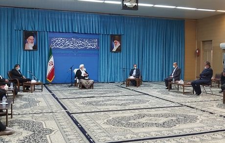 شهرک پوشاک در همه استان‌ها ایجاد شود