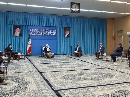 شهرک پوشاک در همه استان‌ها ایجاد شود