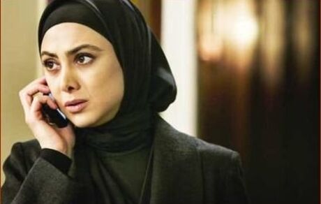 بازیگر مشهور ممنوع الخروج است