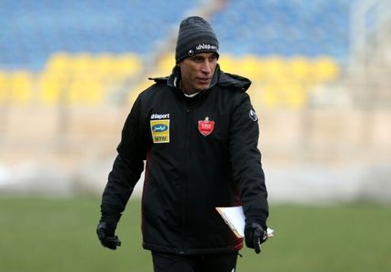 گلمحمدی: جذب بازیکن خارجی از سوی دیگر تیمها عادلانه نیست