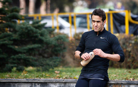 پست اینستاگرامی علی کریمی برای دربی